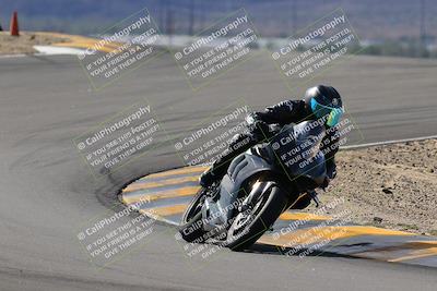 media/Nov-05-2022-SoCal Trackdays (Sat) [[f8d9b725ab]]/Turns 9 and 8 (1050am/